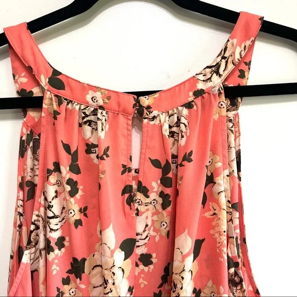 LIKE NEW! Torrid coral floral hi-lo georgette tank top 5X - Picture 9 of 11